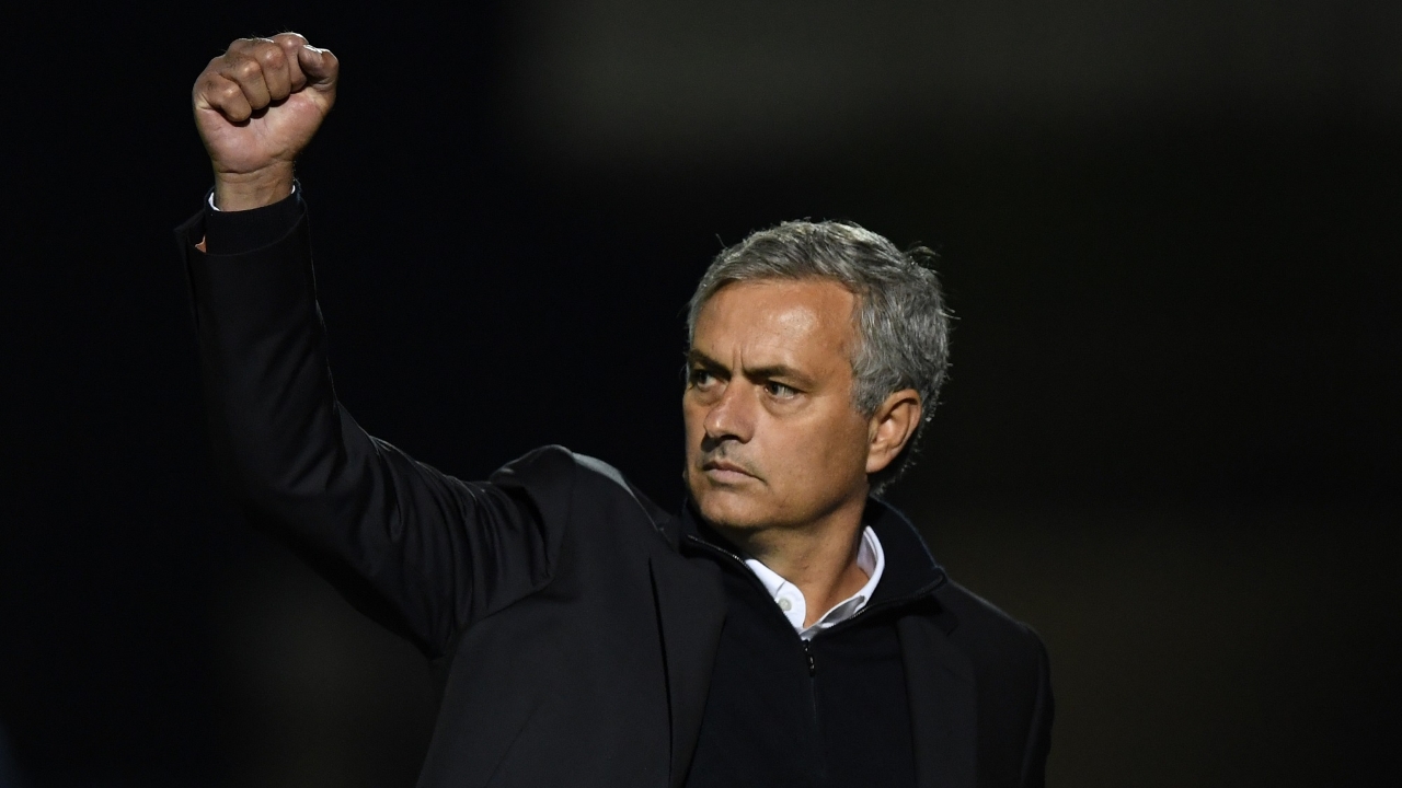 足球这项运动陪伴了我整个初高中，今天我十八岁了，...