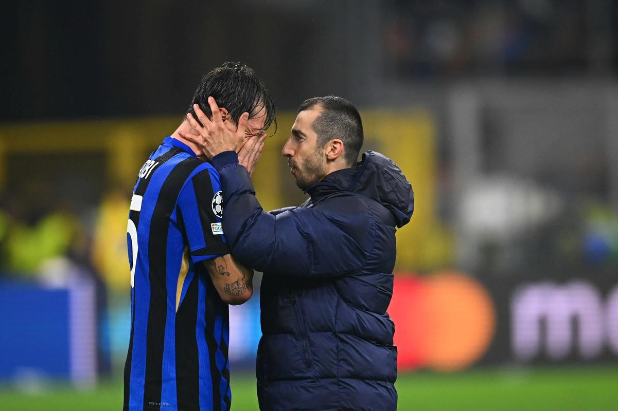 关于尤尔曼德的勒沃库森：1、核心阵型为4-2-3...