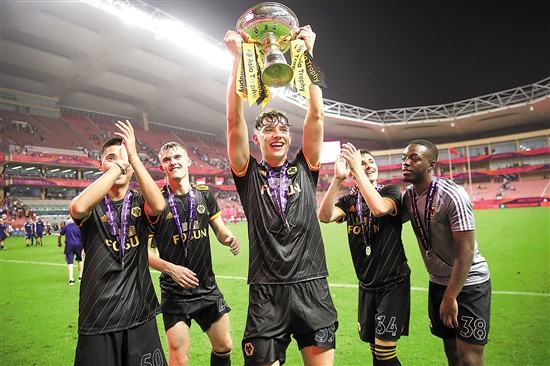 东契奇30+三双次数超约基奇&威少历史第二，身前仅剩大O